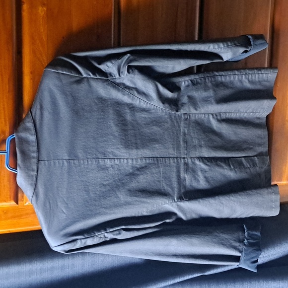 NWT Armani Women's Jacket, brown. Size M - Picture 4 of 9